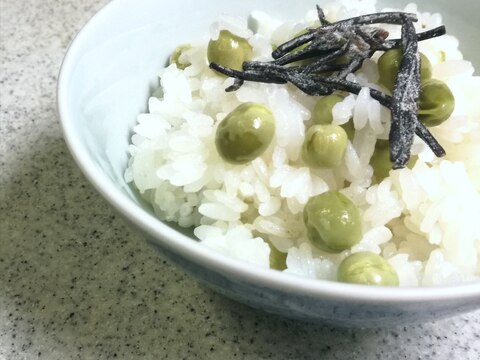 昆布風味の豆ご飯